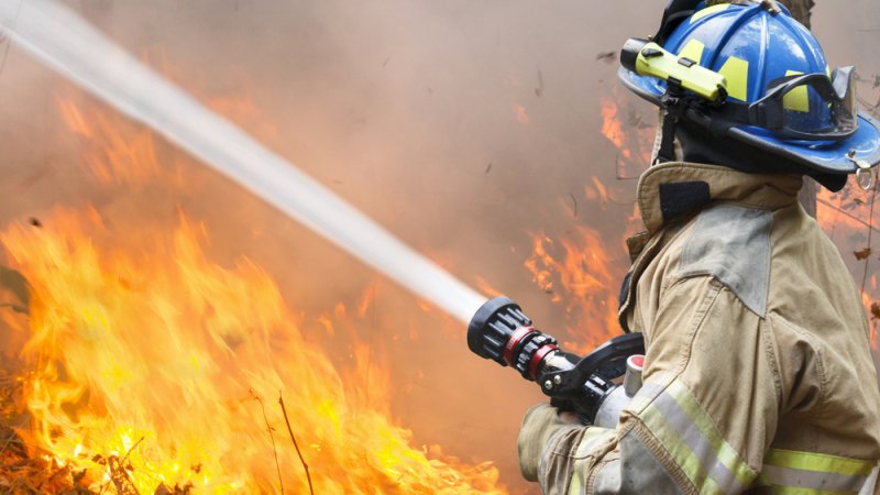 MeriTalk's tweet image. .@ExpTrackerApp #software for #firefighters selected for @DHSgov #EMERGEProgram. More on #MeriTalk: bit.ly/2esQbpV #wearables