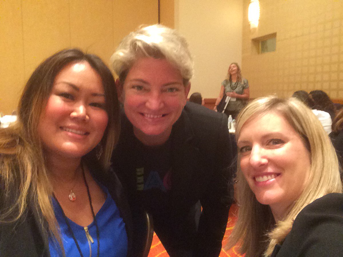 Love the energy!! #nerleads <a href="/dahnahull/">Dahna Hull</a> @LaddaLipps @MI_connected