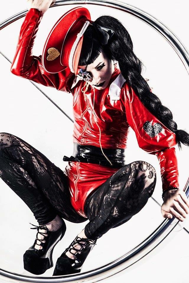 Strawberry Cherie rocking in Maison Chardon costume.
Photo by Randy C.