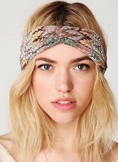 ElleNoirMakeUp's tweet image. Magari meno vistose, come questa! #headband #bohoheadbands #ITBlogChat
