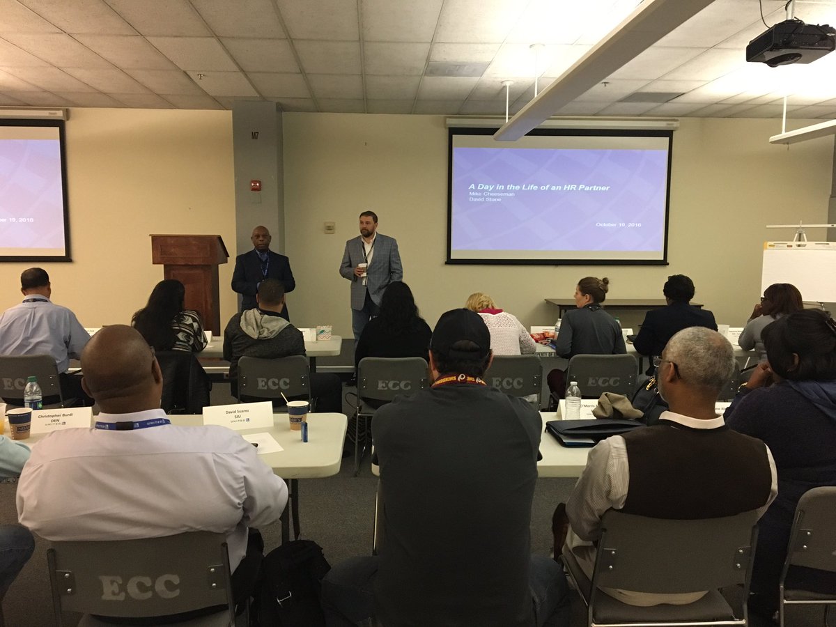Lennon2jen's tweet photo. "Day in the Life of HR Partners" brought to the #2017Elevate class by @thebigcheeseSFO @HRguyDGS3 thanks so much for the insider view!👫👫✈️👫👫 https://t.co/ylLZ6rcly1