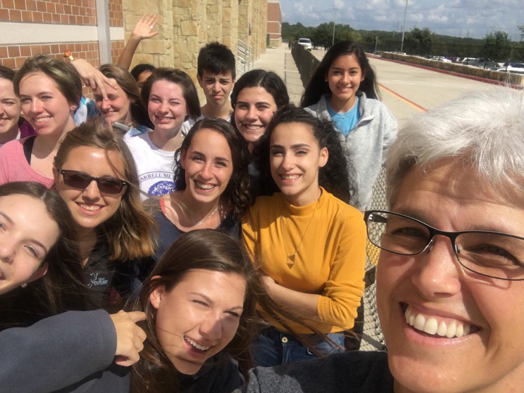 mrskppearce's tweet photo. Stimulating sensory neurons and synapses after PSAT #PLTWHBS #LISDsecSci https://t.co/WdgAvi9cHp