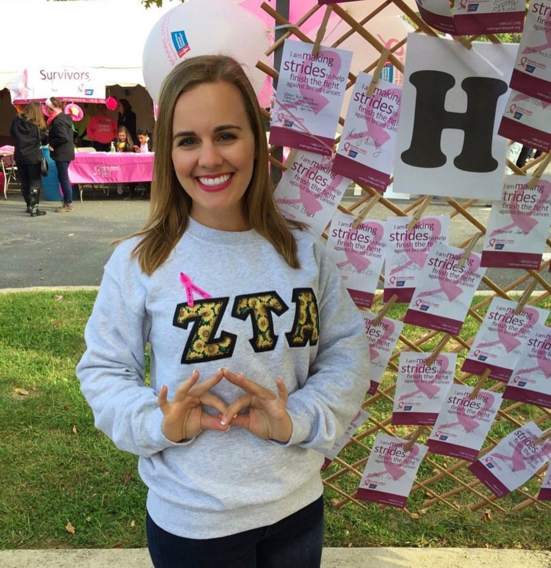 ztatowson's tweet photo. Our sisters had an amazing time this weekend at the ACS Walk,such a great reminder why we choose to be apart of this chapter💕 #Pinktober2016 https://t.co/G1uONlZG9D