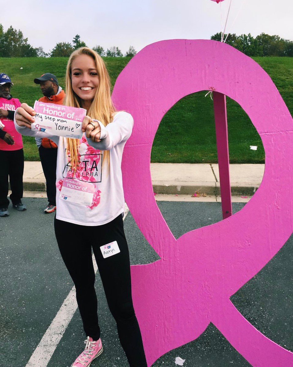 ztatowson's tweet photo. Our sisters had an amazing time this weekend at the ACS Walk,such a great reminder why we choose to be apart of this chapter💕 #Pinktober2016 https://t.co/G1uONlZG9D