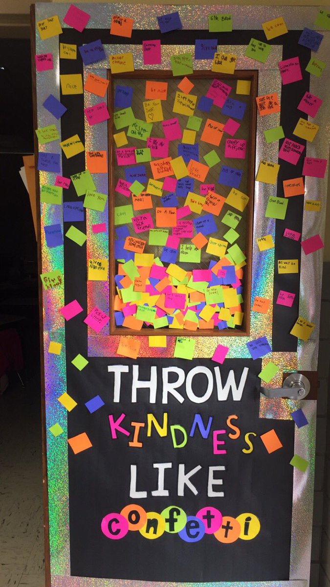 kdgteacher123's tweet photo. Kindness matters! #doordecorating #D123 #hmt123 #hmtpride #secondgrade #kindness @katyspreitzer https://t.co/ZyFNAobCdz