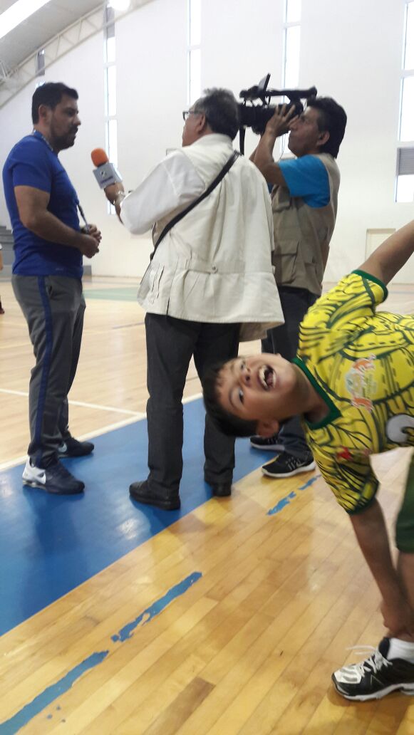 nachomansp's tweet photo. Abdiel disfrutando a su forma la entrevista jajajaja https://t.co/cLXyft0bU5