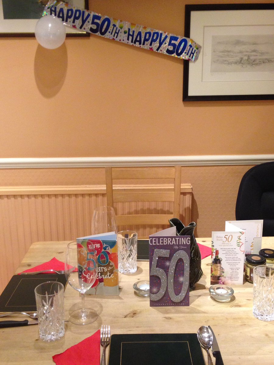 GrahamNash1's tweet photo. Followed by evening celebrations with the lovely Lady Juby and the Lord of course @NickJuby @FionaJuby https://t.co/e3RXyiWVAT