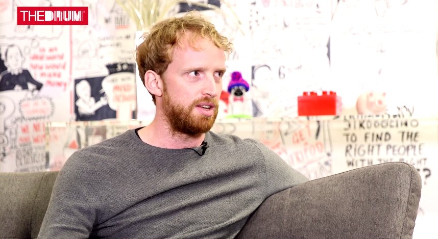 #SMBuzzchat: We Are Social's <a href="/mrtomollerton/">Tom Ollerton</a> on how brands should be innovating on social fal.cn/EvSM