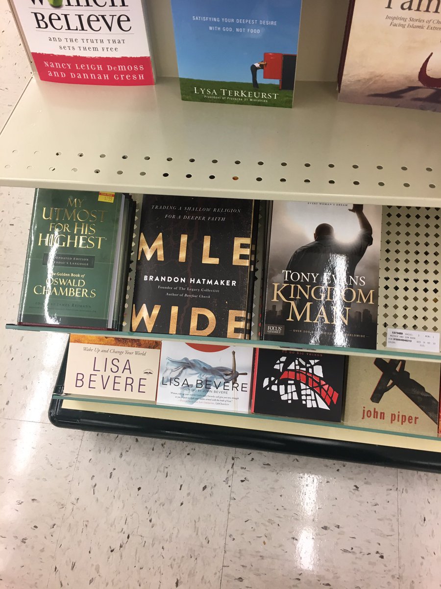 4trumans's tweet photo. @brandonhatmaker things you don't think you will find while shopping at Hobby Lobby #amilewide https://t.co/fsxVInQVBq