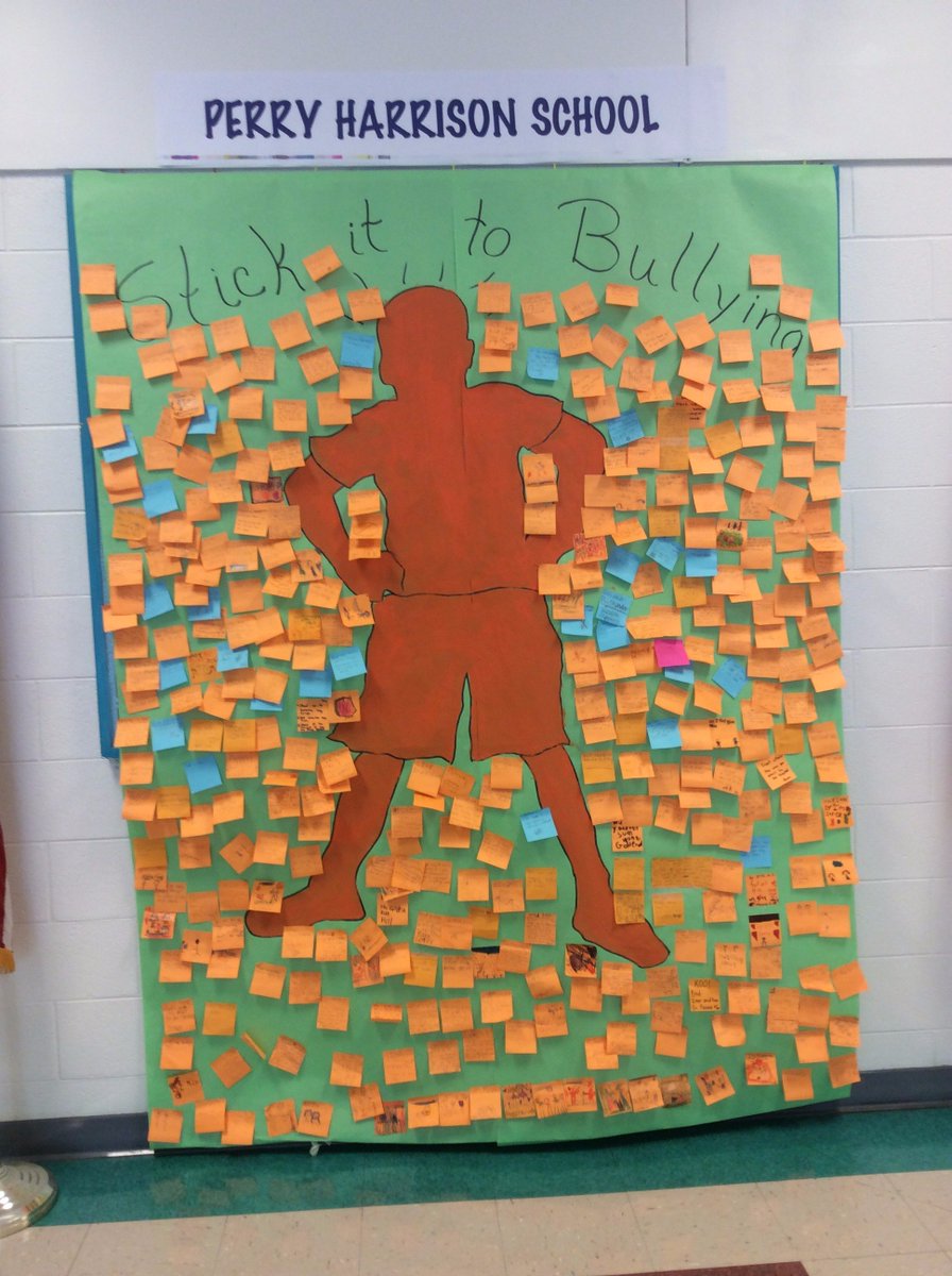 PHSmariners's tweet image. Perry Harrison students "Stick it to Bullying" with post it notes on how to stop bullying and how to be a friend. #CCSUnity