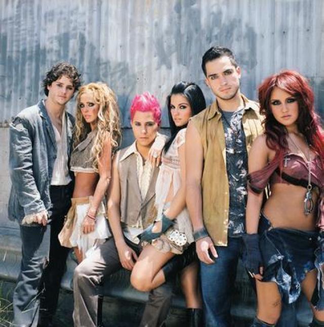 lomaspopucom's tweet photo. FUERON BANDAS EXITOSAS , PERO ¿Quien tiene mas aguante?
 
#TeensAngels (RT)
#RBD (MG)

 NO TE OLVIDES DE SEGUIRNOS PARA VALIDAR TU VOTO! https://t.co/bXD2LZFM3g