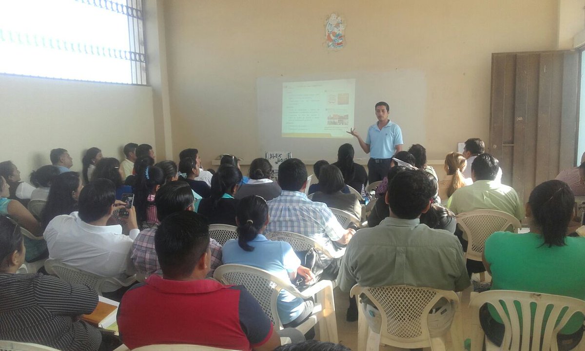 RedMaestrxsZ5's tweet photo. Taller de Redes Sociales y Politicas, Distrito 09D22 Playas @RedMaestrxsEC @josemunoz816 @leojnb @WilmerSantacru3 @marthitayagualm https://t.co/51uZtacsZr
