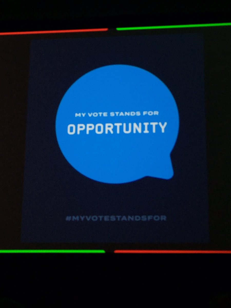 luferepe's tweet photo. Andres: Mine too!!#AIGAdesignconf https://t.co/mGEREFhgBZ