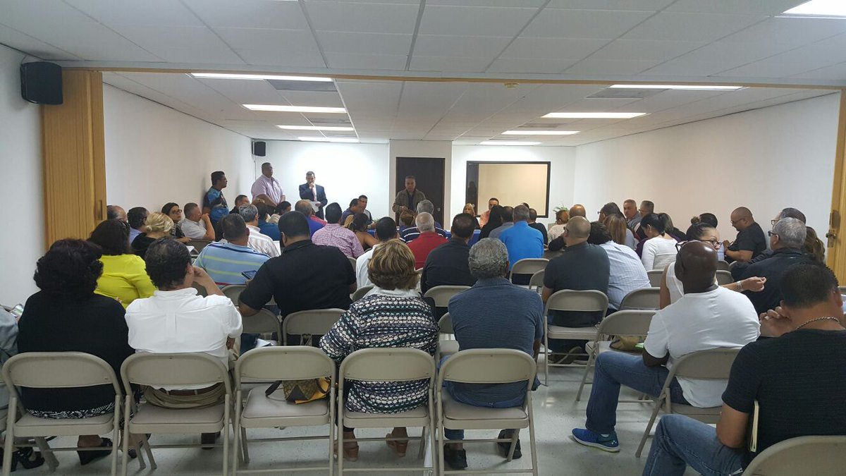ServidoresInfo's tweet photo. @JMrodriguezrosa en Reunión de GOTV en la Sede del @pnp_pr discutiendo estratégias de trabajo de cara a las próximas elecciones #ALeydeNa' https://t.co/hHMj4jq3w1