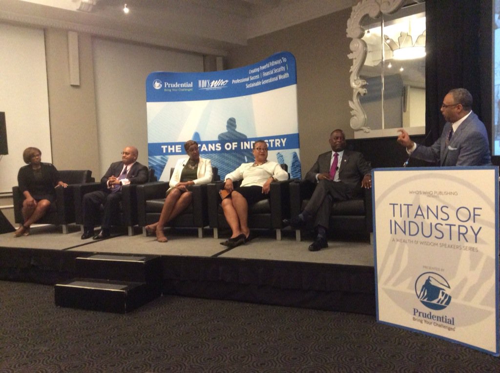 TheTitansExp's tweet photo. Just as the panel was ending, A. Scott Bolden made sure everyone was awake w/his comment about black biz. https://t.co/kD47TAr81G