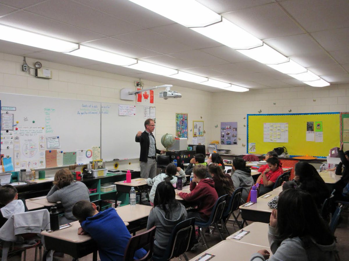 johnsauderCBC's tweet image. Big thks to grade 5s at Salisbury Morse Place School this AM. I was their guest teacher for 45 minutes #weathertalk #cbcmb #learningisgood