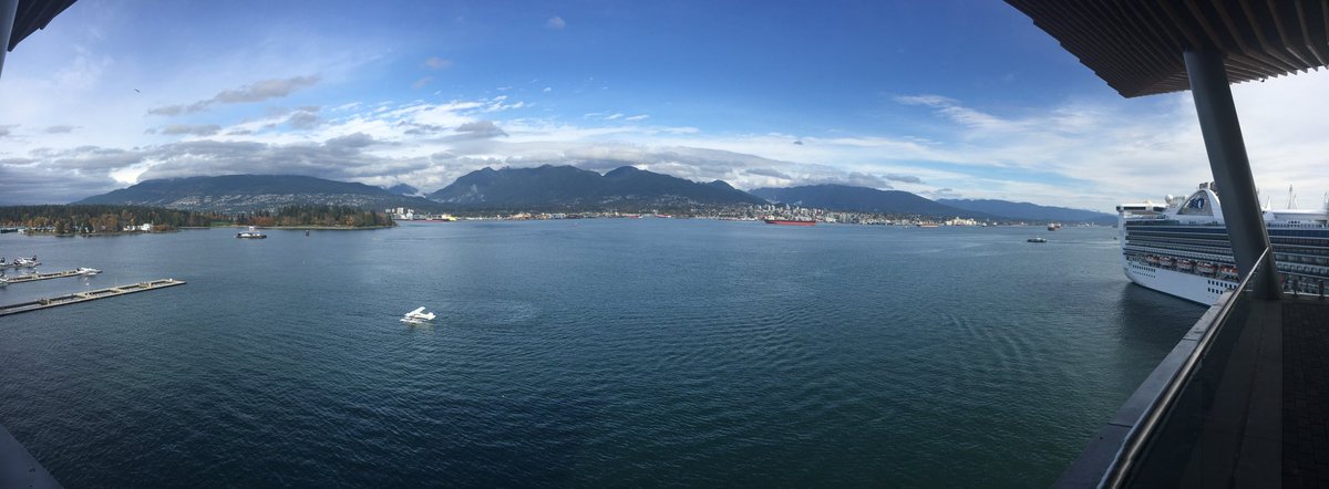 annikamdries's tweet photo. Taking in the views and discovering new databases at #ASHG2016 #gnomAD #flossies https://t.co/w6K8MfnFNI