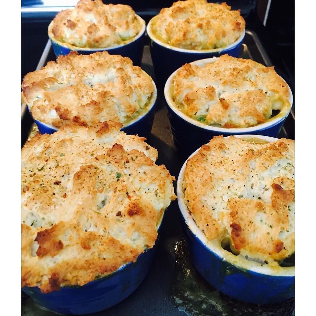 Savory Pot Pie... the best autumn dish! See website for details. #minnesotanice #mnnice <a href="/m/">Mika</a>… ift.tt/2docpgQ