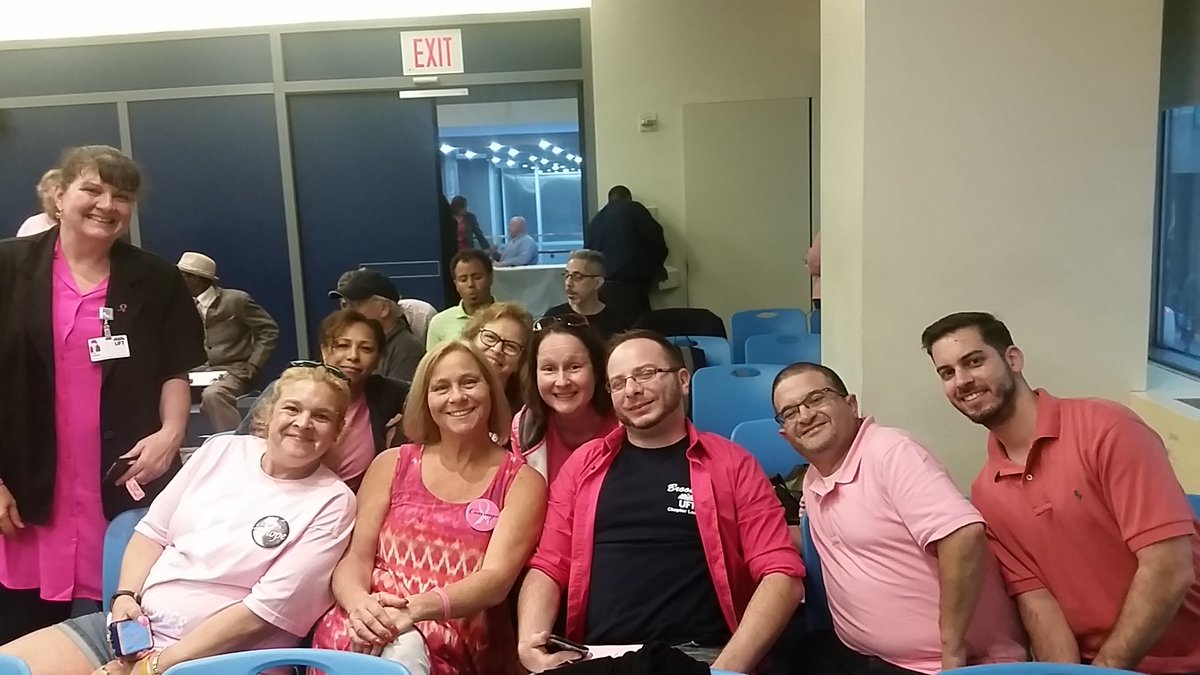 Antonel78200630's tweet photo. Pink Day with my d21 family at DA Meeting https://t.co/0JJidQJhYJ