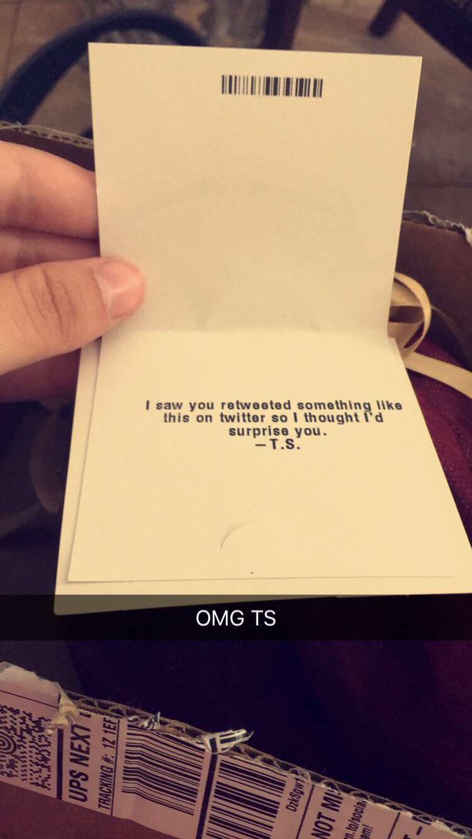 KenedyPadgett's tweet photo. I have the best bf ever. Retweeted it yesterday and he surprised me with it today in the mail. #feelingextraloved #frombaylor https://t.co/vdoAHEZVqi