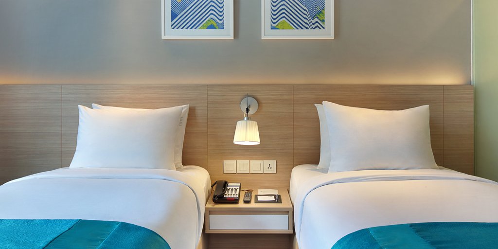 Holiday Inn Express On Twitter Pillow Choice Never Gets Old