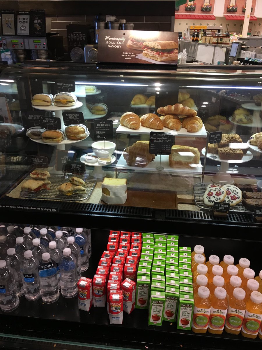 dougbayer's tweet photo. Great looking Food Case at T1392 , ready for some awesome food sales today @taykwent https://t.co/XKuujDaeH6