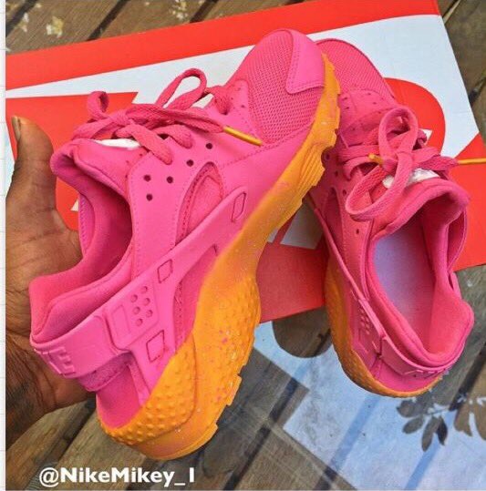 PlayboyTee_'s tweet photo. #NikevsAdidas #NVA #LamarHC2k16 ladies you have a chance to win customs too‼️‼️✨✨ https://t.co/4HB63E4dKM