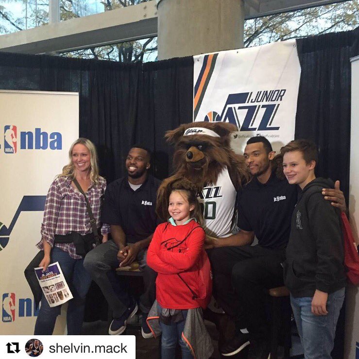We had an awesome time at our @officialjrjazz #JrNBANight event last night! https://t.co/zxERQmV77D