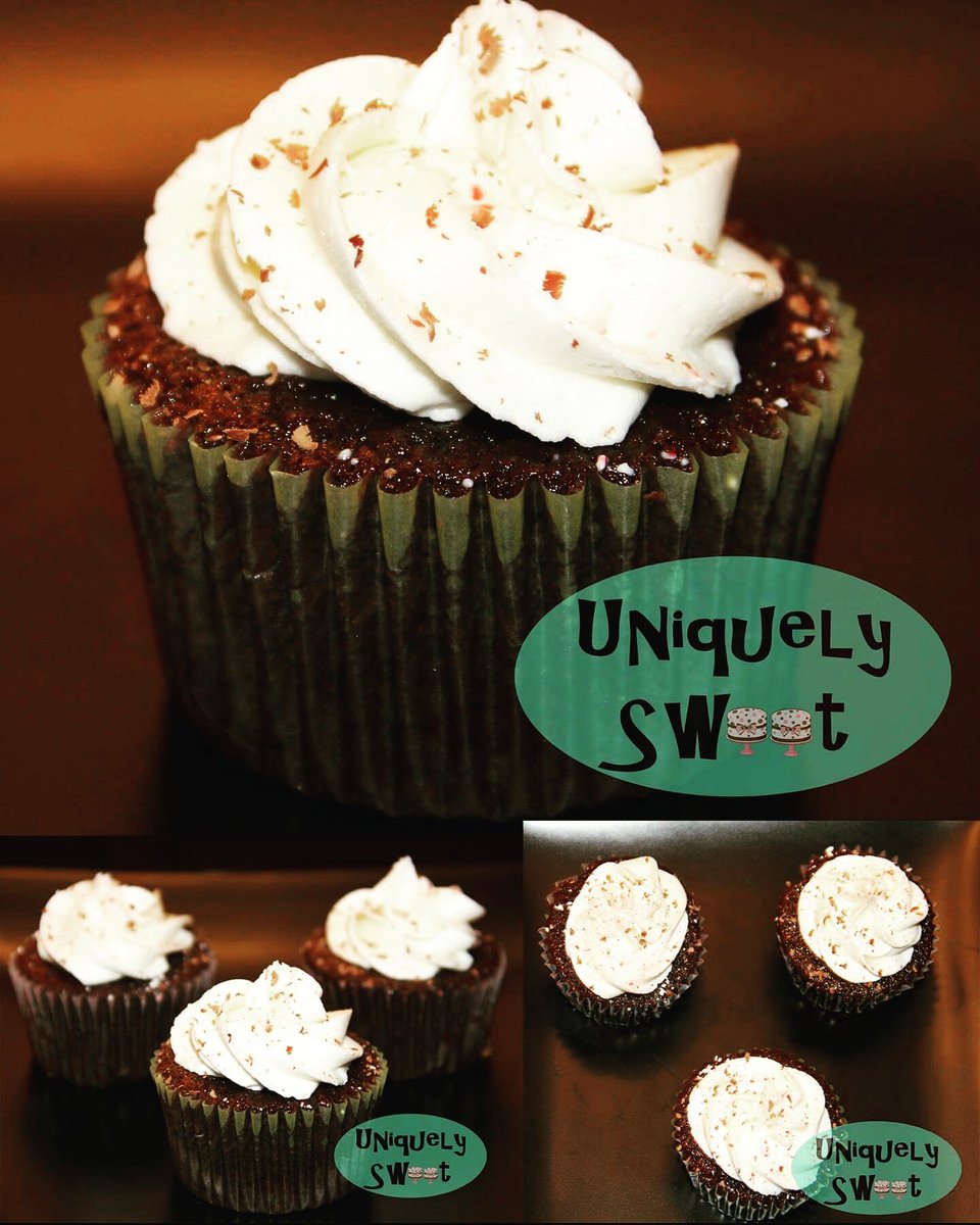 UniquelySweet31's tweet photo. Holiday cupcakes have arrived *eggnog, pumpkin pie, thres leches &amp; chocolate peppermint https://t.co/xtEa7kJZQK