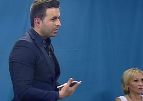 cronicasmariana's tweet photo. En directo 19 de Octubre a las 23:00 horas, en Crónicas Marianas: 
MANOLO CARRASCO,ELENA MIKHAILOVA https://t.co/m3DdkqwM6P