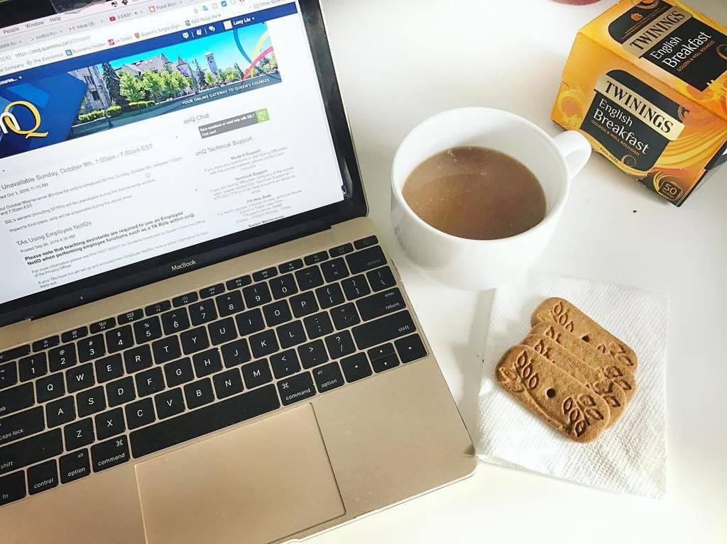imlucyliu's tweet photo. Midterm Prep 💻📚
*
Starting off my Wednesday right by having some of my favourite English b… https://t.co/K71L9bE9y8 https://t.co/58fGRtBJ9z