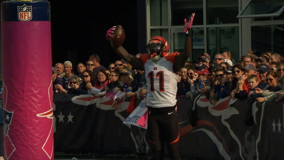 Dalton finds LaFell for the touchdown!   @StateFarm Right Combination for Week 6 🎥: go.bengals.com/2ei73mY https://t.co/9RZdDe0S1r