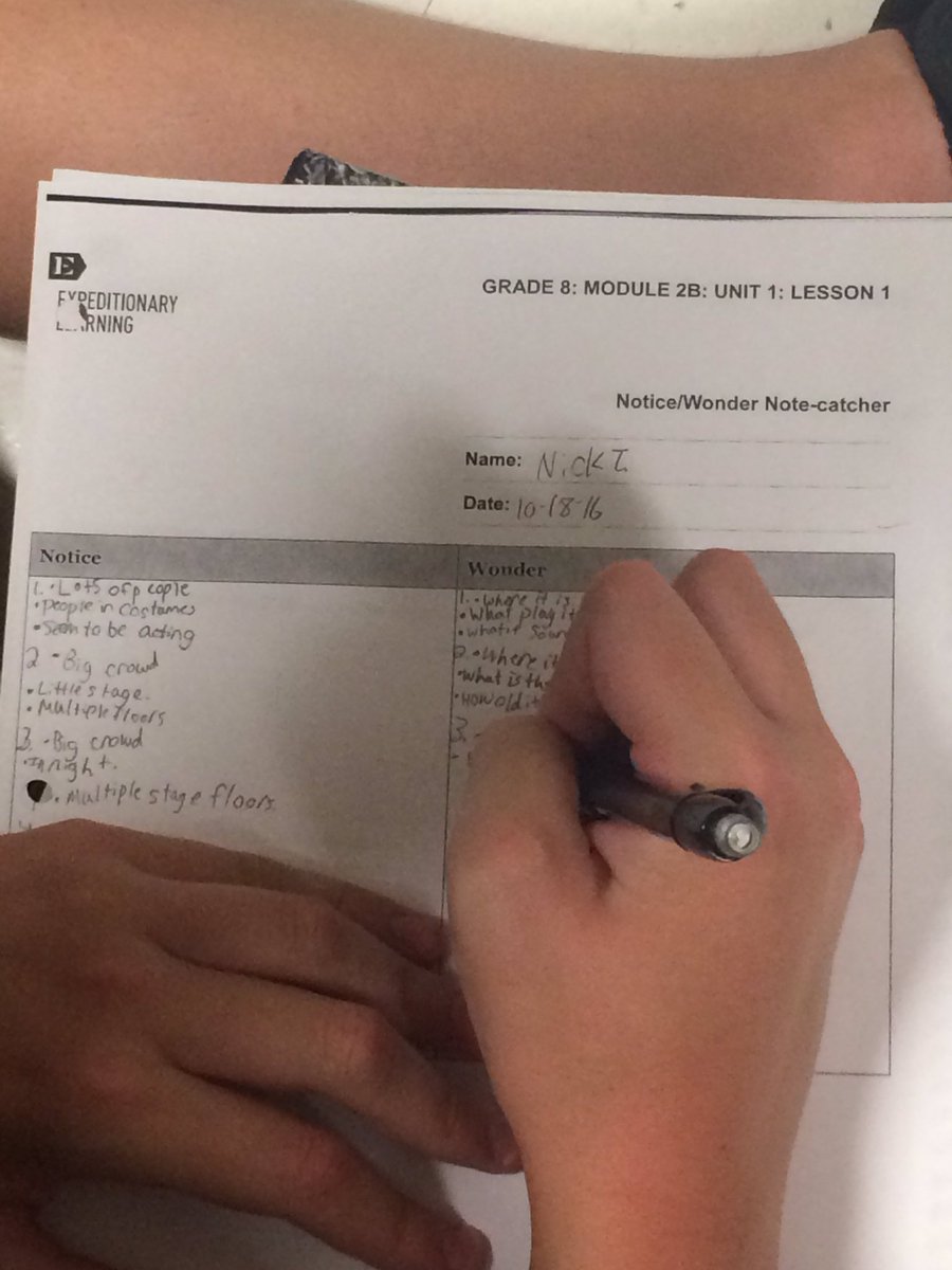 ChristinaLesh's tweet photo. @HCMSbulls 8th grade fully engaged: gallery walk to kick off A Midsummer's Night Dream! #TeacherPotentialProject @ELeducation https://t.co/hv5qVgT9Jg