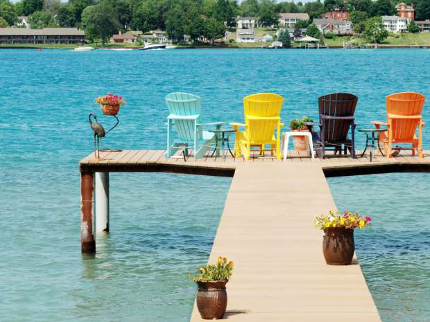 TheReal_TRREB's tweet image. Thinking of selling your cottage? Pay close attention to the new rules on principal residence exemptions. bit.ly/2e6eLhB #TREB