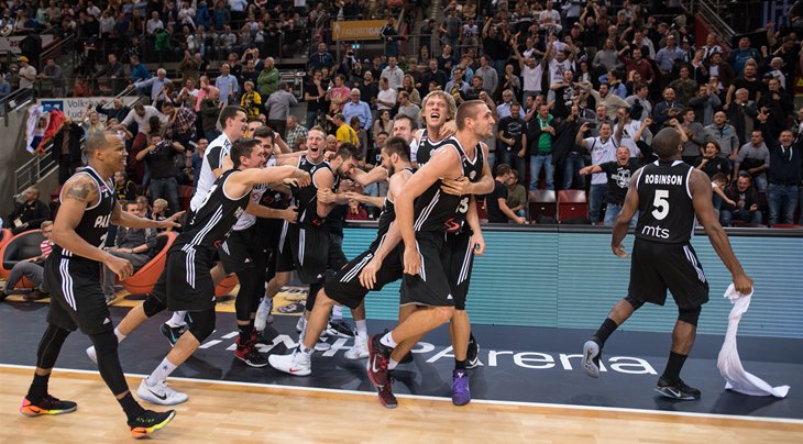 CvKan_OXYAAgKAC.jpg:large