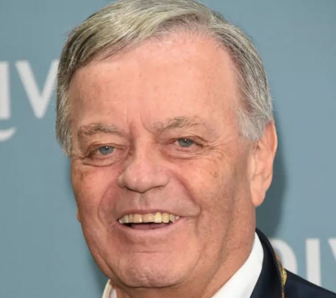 Tony Blackburn returns to BBC radio after being sacked over sex abuse probe
trib.al/EgIhtGM