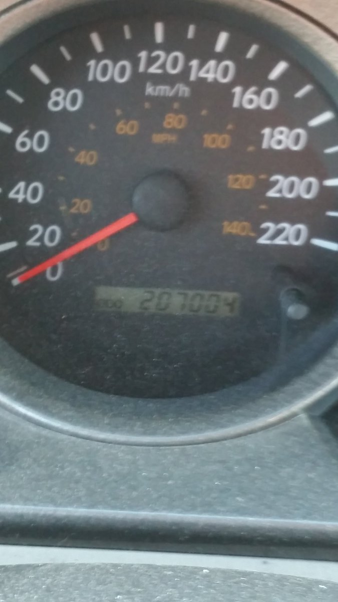 Roni_JDM's tweet photo. @ToyotaCanada My 2001 Highlander turned 207000kms today.   16 yrs old, 3 accidents &amp; #stilltoyotastrong https://t.co/7GGyPsCdr7