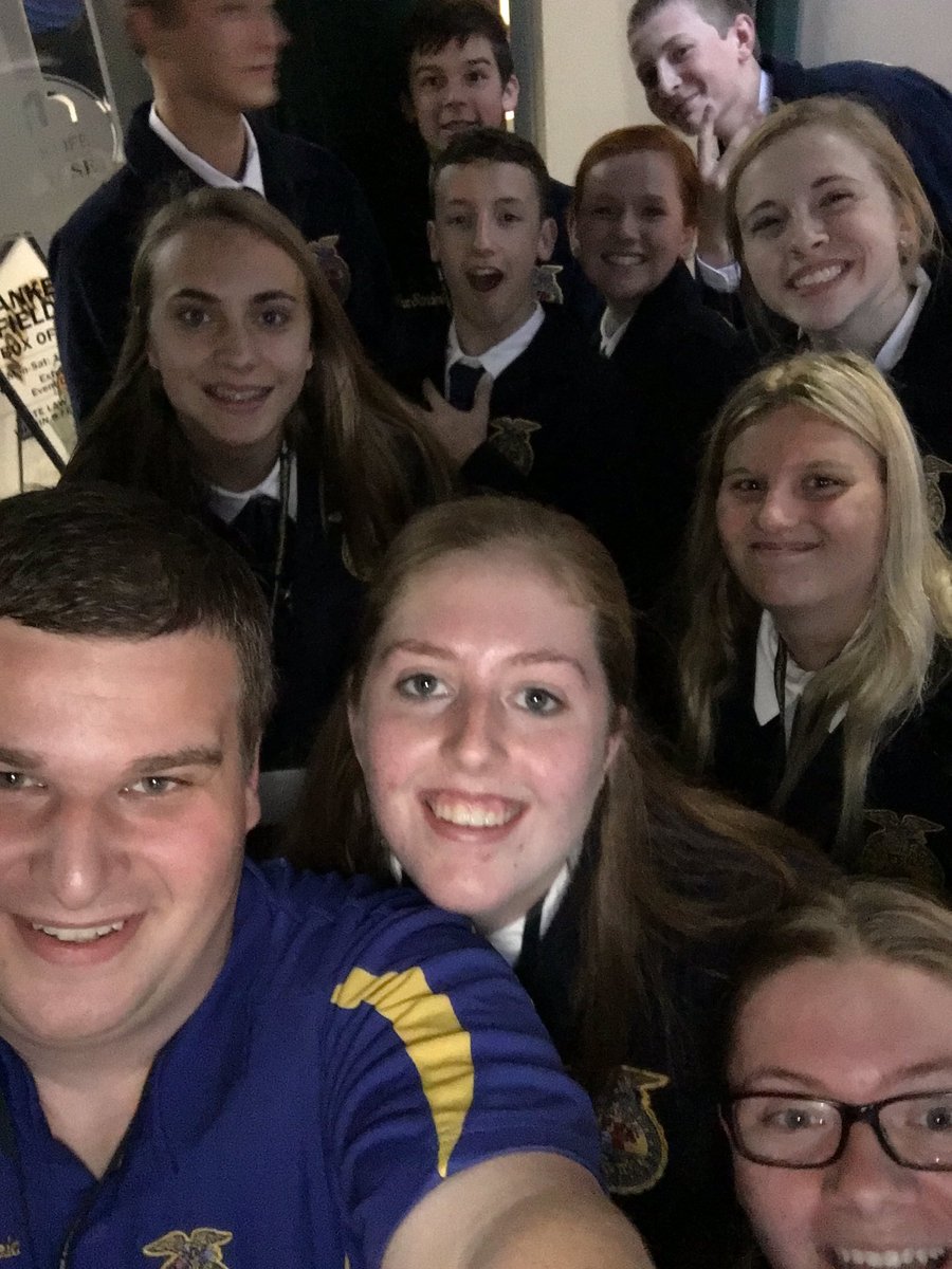 carrollareaffa's tweet photo. At the opening session! #TransformFFA #IAFFA16 https://t.co/Zm9kuLCXJC