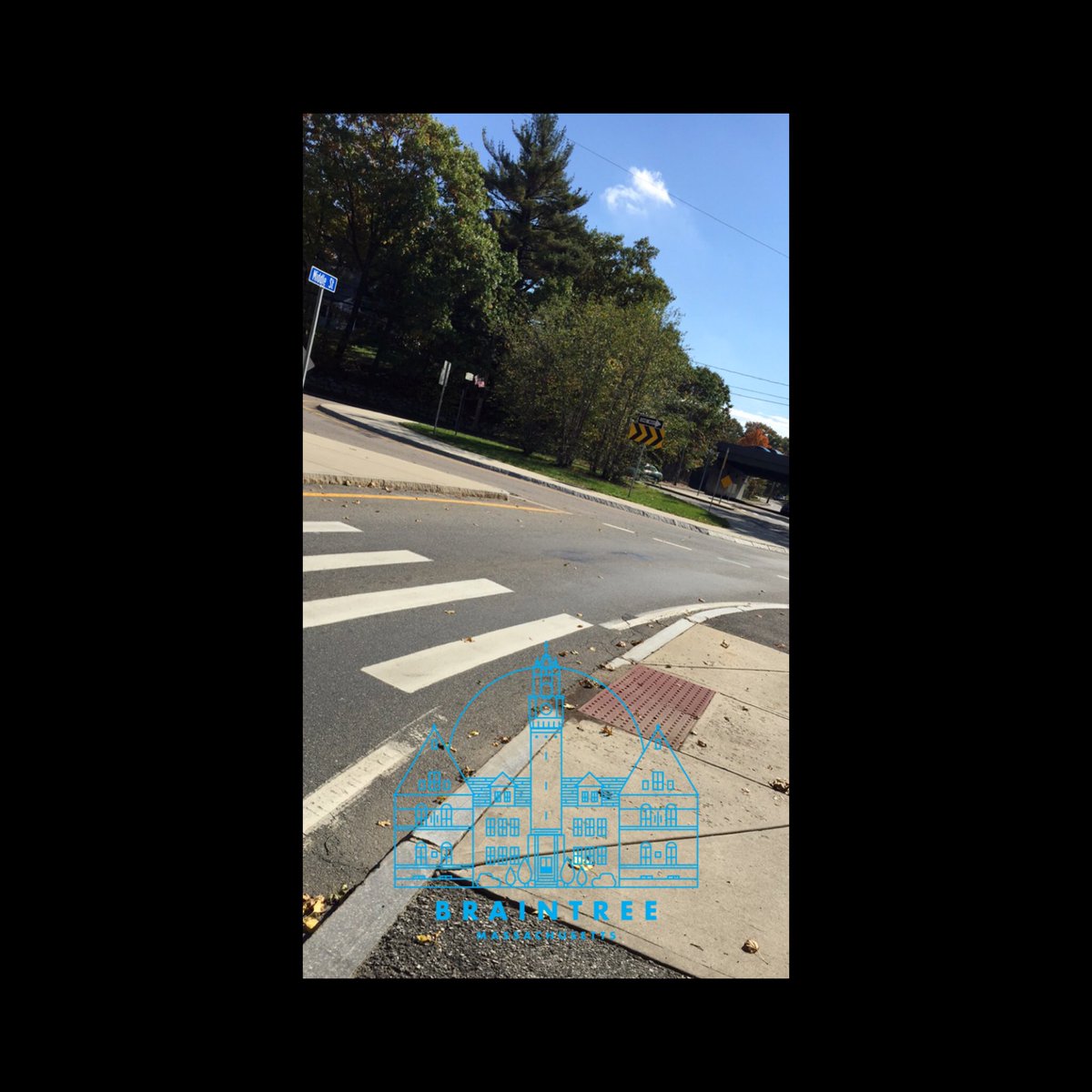DopeQueen_13's tweet photo. I hate the little 2 rotaries in Braintree https://t.co/OSxm6rJz7k