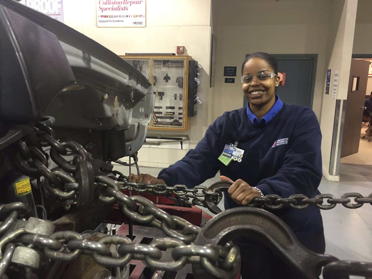 autobodynews's tweet photo. UTI Houston Grad Shares Her Challenges, Triumphs in Industry https://t.co/YHYkunDMzM @UTITweet #AutoBody #AutoBodyProgram #CollisionRepair https://t.co/urdwouEVyZ