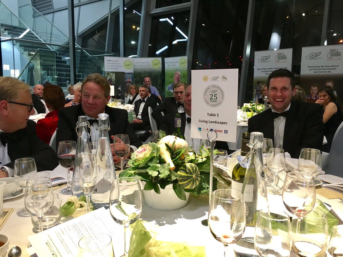 AntSnell's tweet photo. Thanks @LEAF_Farming for a super 25th celebration #LEAF25 thanks @Hutchinsons_SF for inviting me! https://t.co/tKV95TZRNL