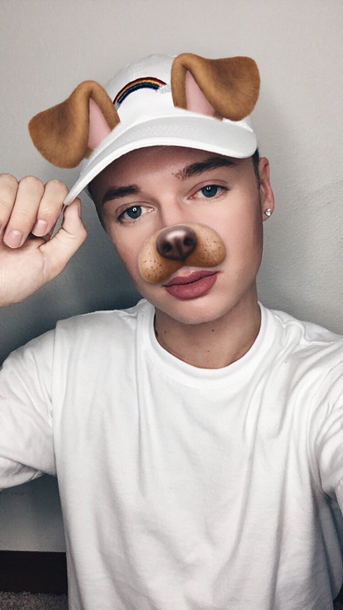 DerekKildall's tweet photo. New profile pic 🐶 - hat ( @commonculture // @ConnorFranta ) https://t.co/jnk3H4MJFg