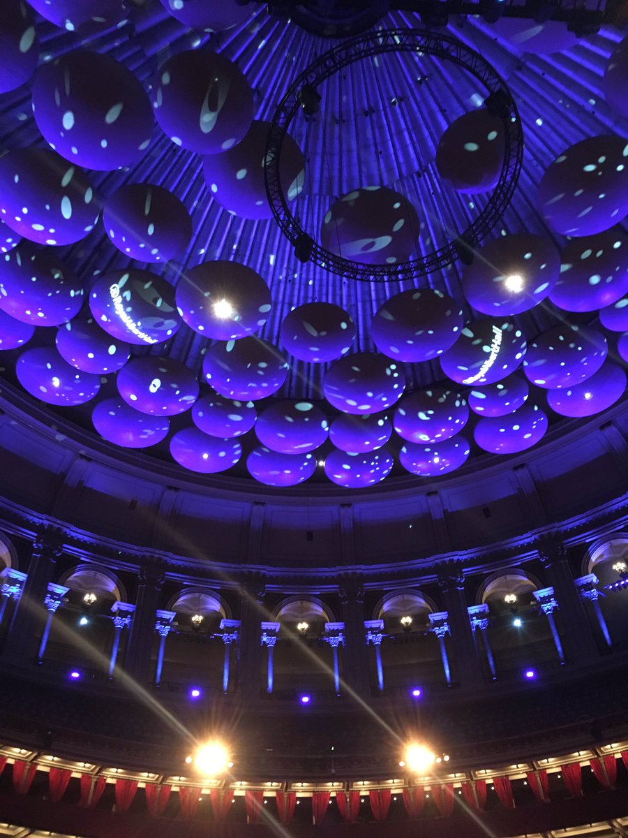 Absolutely amazing night full of fantastic stories, pictures, and science. Thanks <a href="/LibbyJackson__/">Libby Jackson</a>, <a href="/astro_timpeake/">Tim Peake</a> and <a href="/spacegovuk/">UK Space Agency</a>!