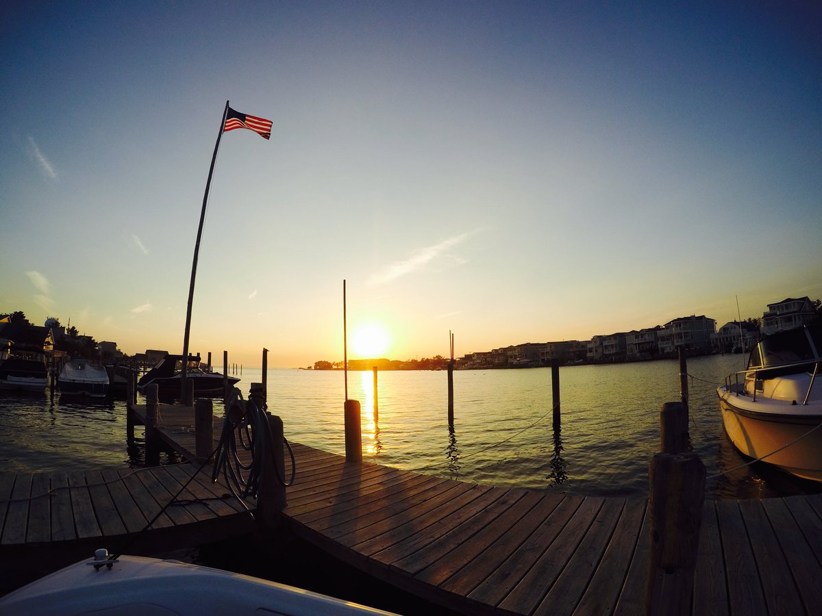 Is Oct. 19th still #localsummer? <a href="/myWeatherNJ/">Weather NJ</a> <a href="/sunset_wx/">Sunset Weather</a> <a href="/LBIWeather/">@LBIWeather</a> @ACPressSkeldon <a href="/Marzenka_NYC/">あいり♡</a> <a href="/jacksvideo2011/">jack bushko</a> @theredchairnj