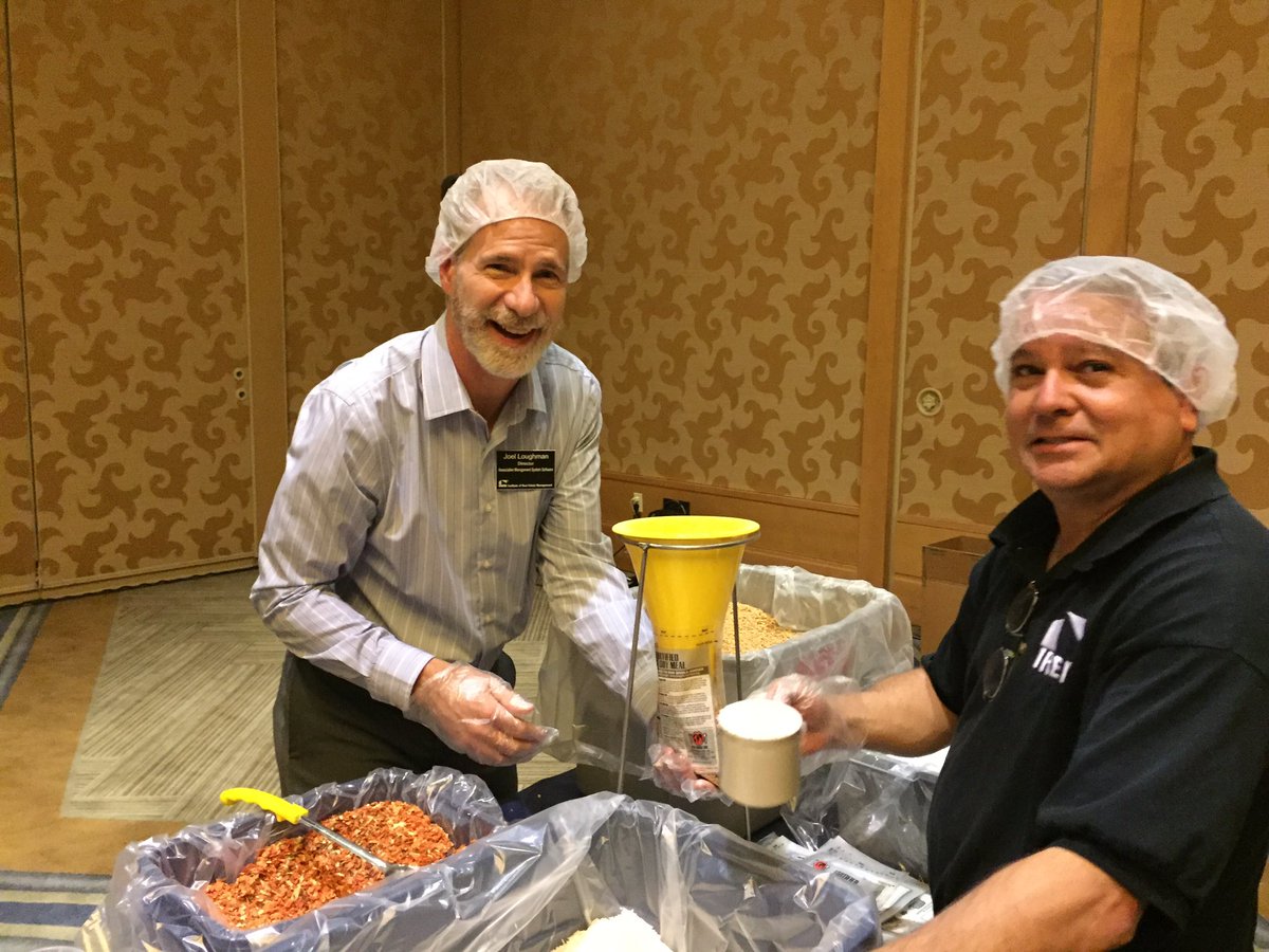 russsalzman's tweet photo. Stop Hunger Now project at the IREM Leadership Conference. Goal...10,000 meals #IREM2016 https://t.co/GOypT4ZDL5