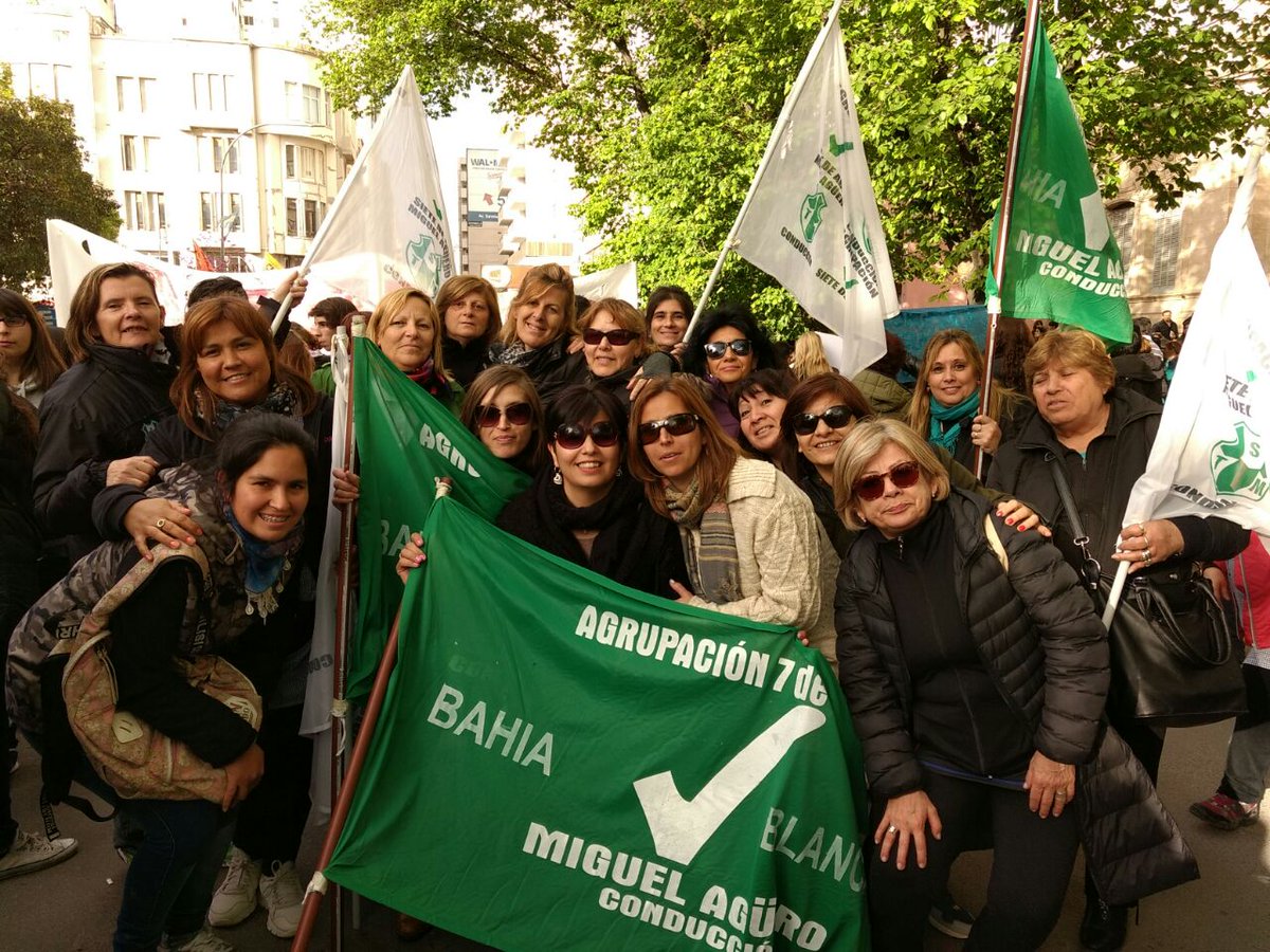 STmGenero's tweet photo. @stmbb "Ni una Menos" https://t.co/LvtAEi0a7O