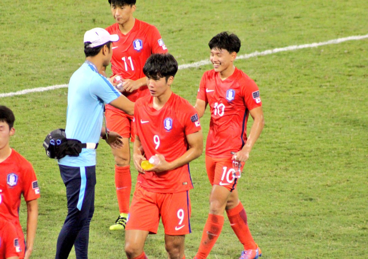 パパス على تويتر Afc U 19 Championship U 19バーレーン代表 1 2 U 19韓国代表 チョヨンウク 彦南高 背番号10 この日2ゴールし一番印象に残った選手 ザ韓国のセンターフォワードって感じ 若かりし頃のイドングクみたい U19 대한민국 Korea T Co パパス على تويتر Afc U 19 Championship U 19バーレーン代表 1 2 U 19韓国代表 チョヨンウク 彦南高 背番号10 この日2ゴールし一番印象に残った選手 ザ韓国のセンターフォワードって感じ 若かりし頃のイドングクみたい U19 대한민국 Korea T Co