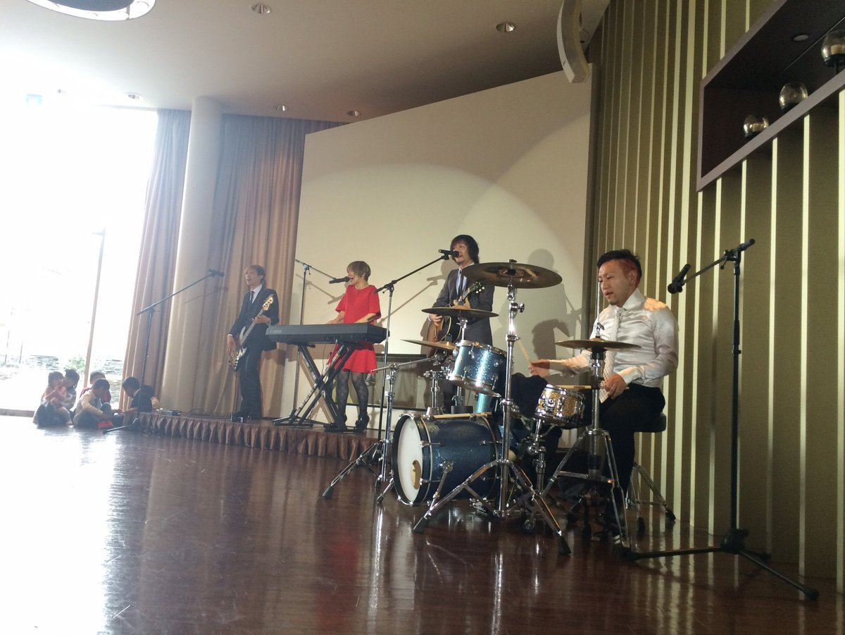 翔 江戸京桜座 على تويتر 本当に沢山の人に支えられた結婚式 改めて周りへの感謝を感じれました 式場スタッフの皆様 余興してくれたアイラビッツ 両家親族 友達の皆 各店店長 スタッフの皆 本当に素敵な思い出を有り難うございました アイラビッツ 鳥栖