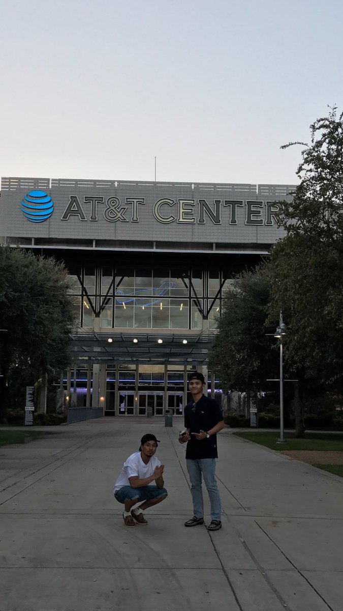 Boy04Joe's tweet photo. Just Loving Life At San Antonio Texas.☀️ #PaulGasolBehindUs https://t.co/ZRvXQpxwFd