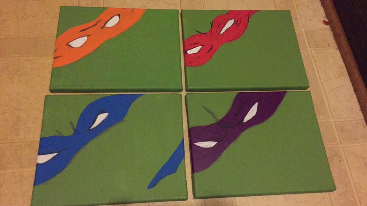BatConservancy's tweet photo. Specially themed canvases for #batfest2016. Come see us Saturday to see if you can win them! #wherestheza #TMNT https://t.co/3kNrRljWF9